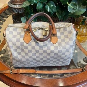 Louis Vuitton Speedy 30